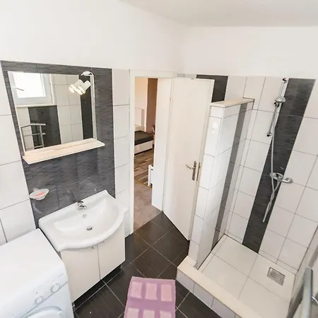 Apartment Villa Surac *