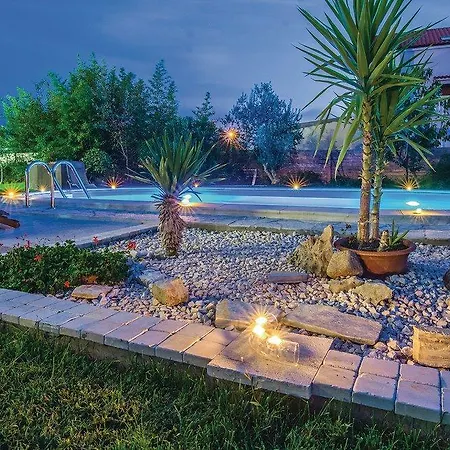 Apartment Villa Surac *