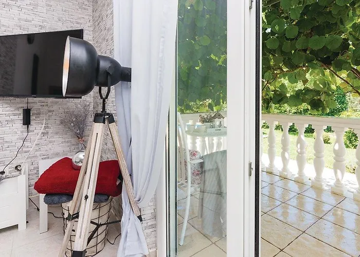 Surac * Murvica (Policnik)